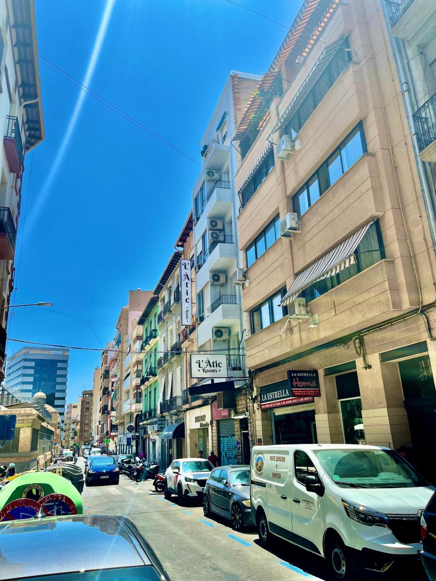 Elegante Apartamento Tres Colores Alicante Exterior foto
