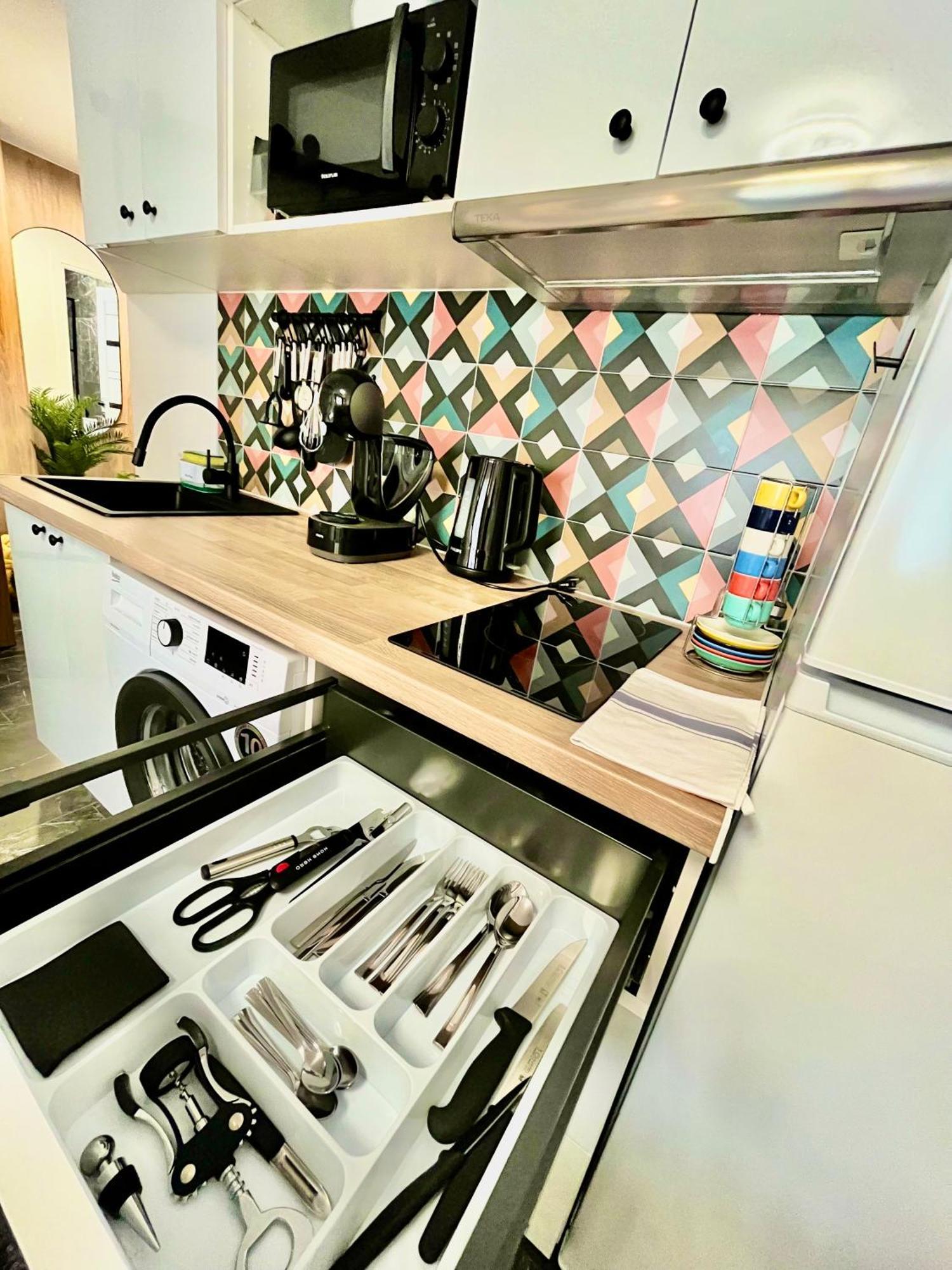 Elegante Apartamento Tres Colores Alicante Exterior foto